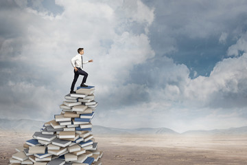 四年级上数学乘法手抄报 四年级上册手抄报