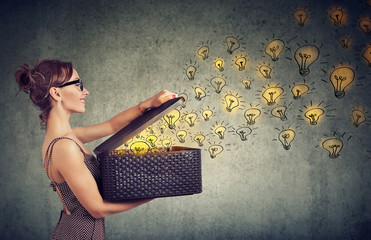 介绍万里长城的历史故事